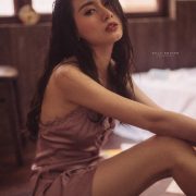 Vietnamese hot model - The beautiful girl in the empty room - Photo by Killy Nguyen - TruePic.net