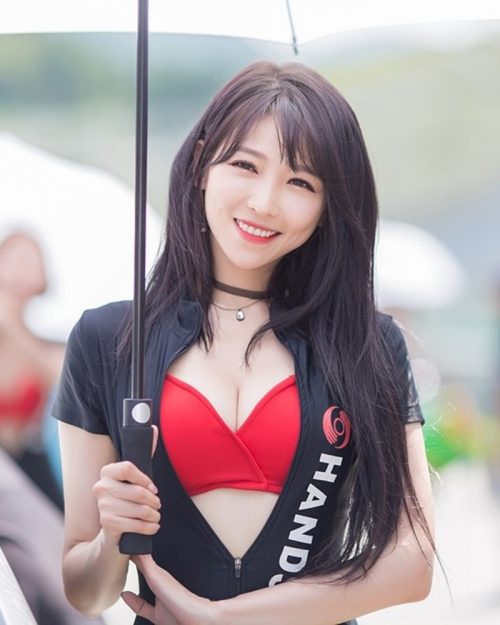 Image-Korean-Racing-Model-Lee-Eun-Hye-At-Incheon-Korea-Tuning-Festival-TruePic.net
