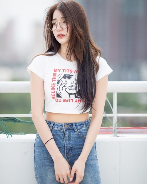 Image-Thailand-Pretty-Model-Anun-Sasinun-Outfit-City-Walking-Tour-TruePic.net