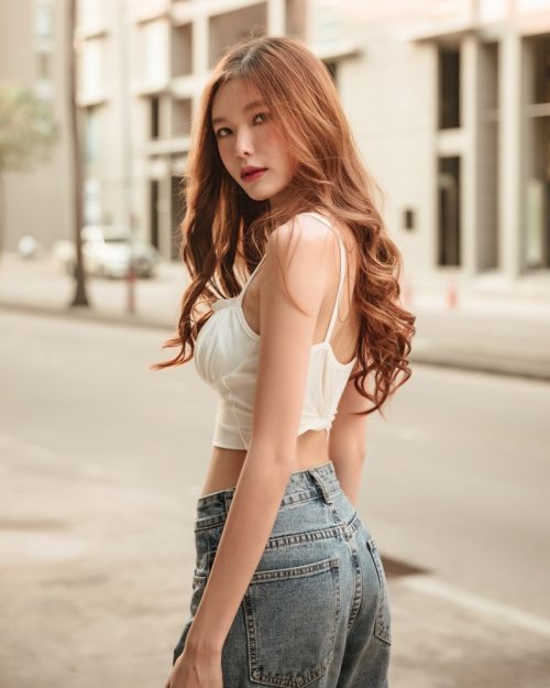 Thailand Model - Pierreploy Intira - Sunset with Beautiful Girl - TruePic.net