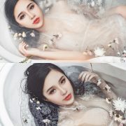 Vietnamese Model - Beautiful Fairy Flower In The Bath - TruePic.net