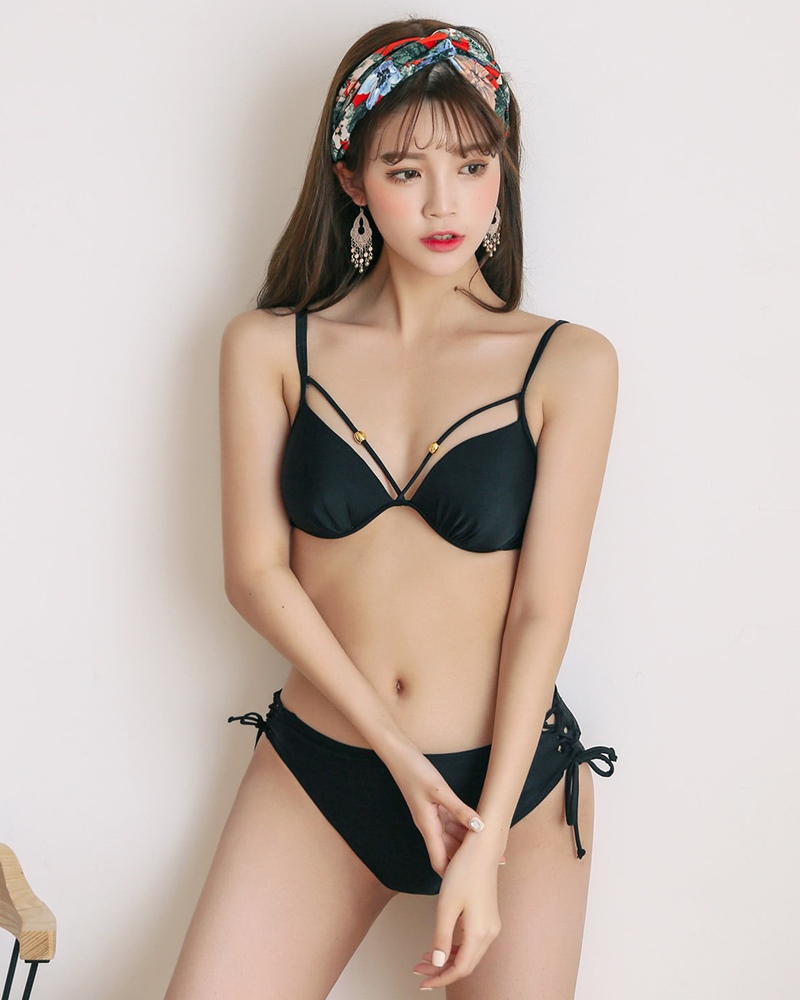 Korean Fashion Model - Cha Yoo Jin - Rebecca Monokini - TruePic.net