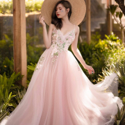 Vietnamese Model - Ngoc Huyen - White Floral Dresses - TruePic.net (33 pictures)